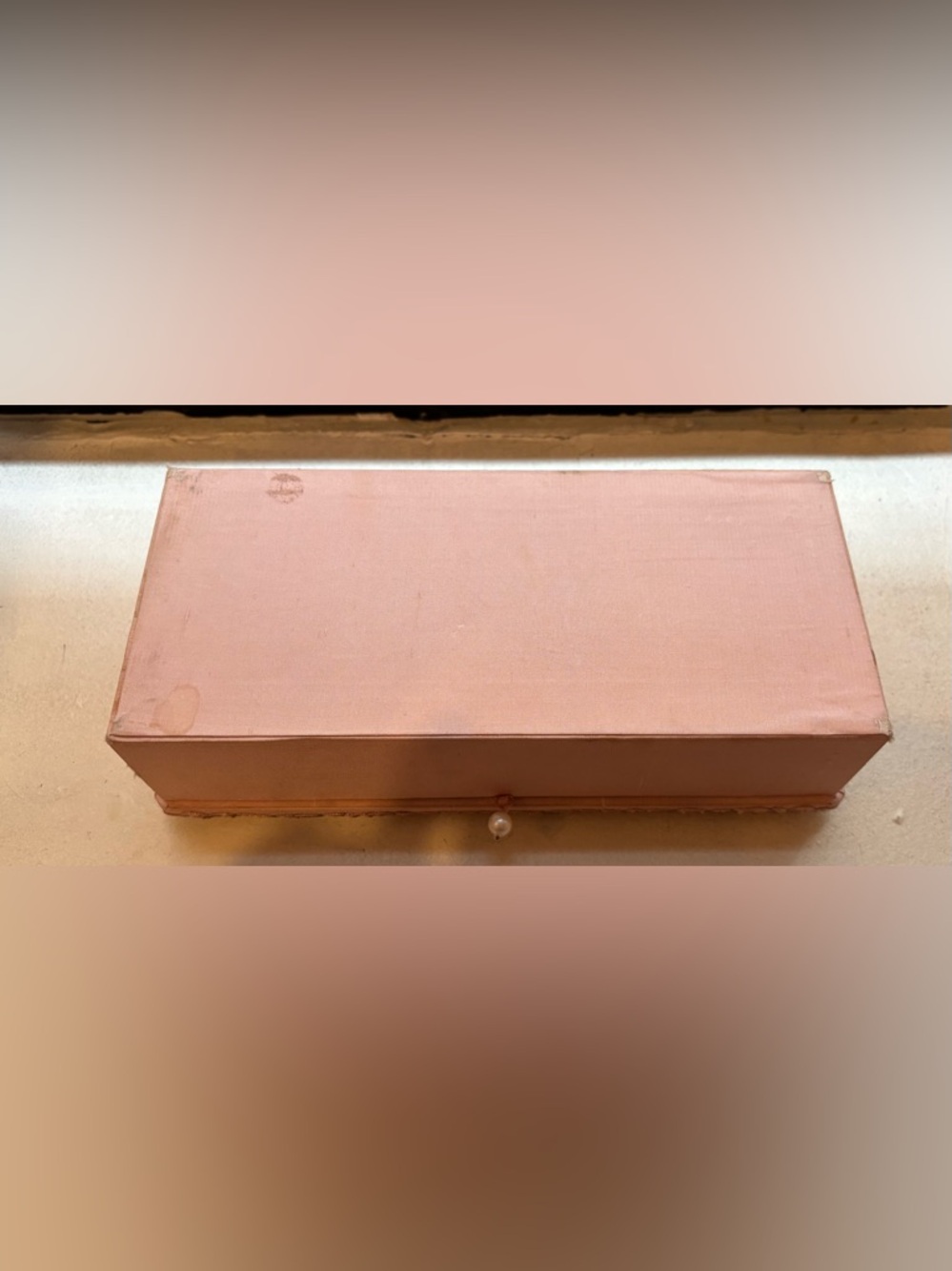 Anthropologie Pink Fabric Jewelry Box w Mirror Ring Holder Vintage Bow Detail - Picture 3 of 3